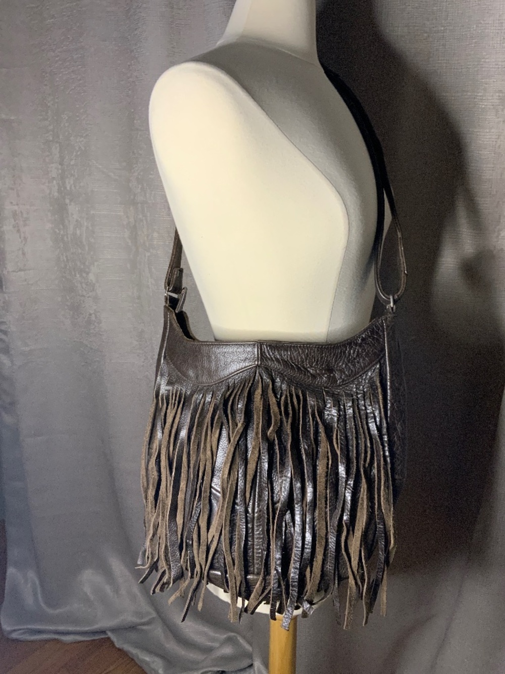Retro Leather Fringe Crossbody Handbag